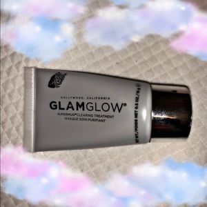 Full size glam glow face mask